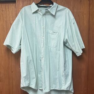 Izod Men’s Button Down Shirt